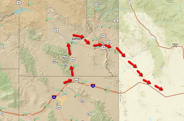 Crash, blowing dust close I-10 in southeast Arizona